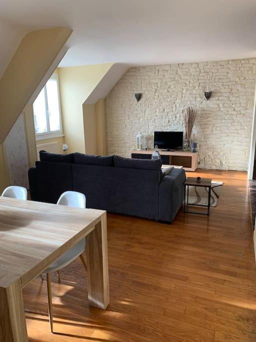 Nevers, Appartement De Standing Proche De La Gare Eksteriør bilde