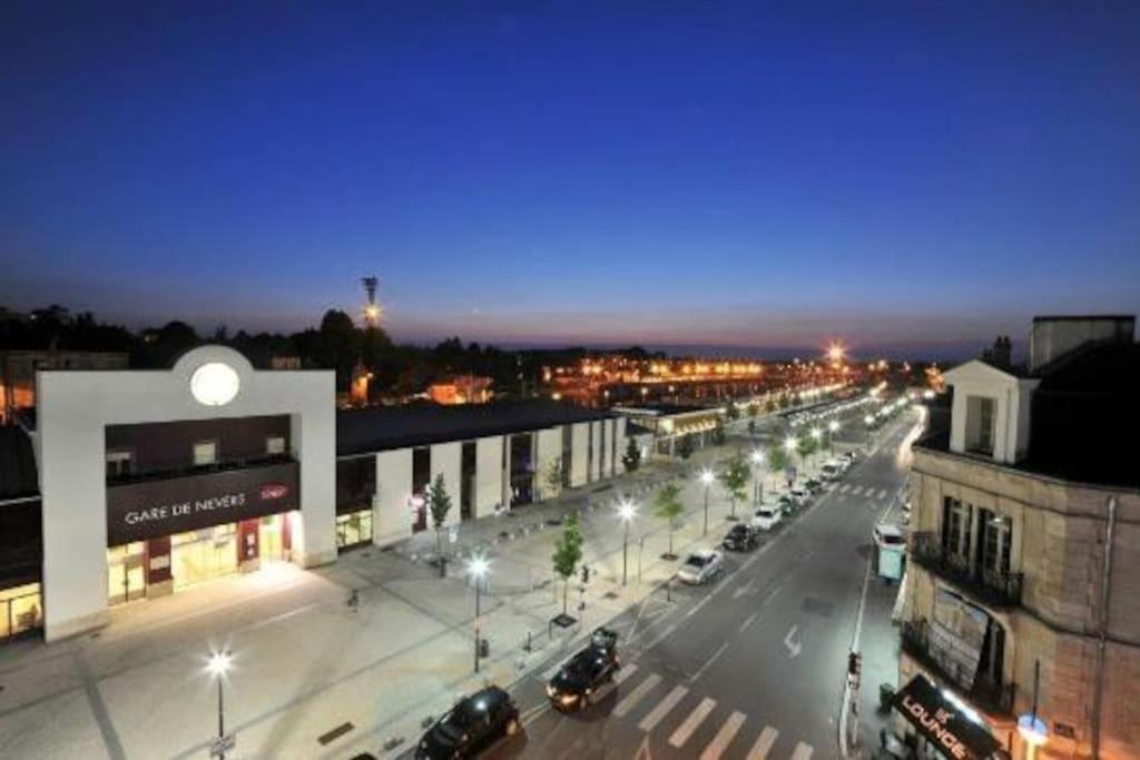 Nevers, Appartement De Standing Proche De La Gare Eksteriør bilde